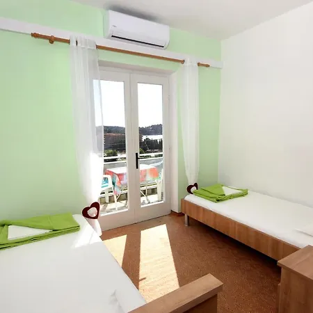 With A Swimming Pool Cavtat, Dubrovnik - 5222 Guest house