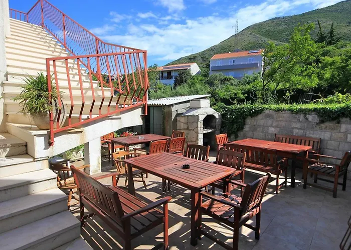 With A Swimming Pool Cavtat, Dubrovnik - 5222 Affittacamere 3*