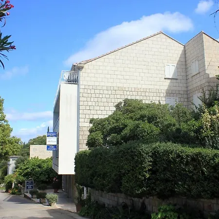 With A Swimming Pool Cavtat, Dubrovnik - 5222 Vendégház 3*