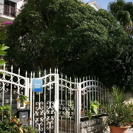 Gasthuis With A Swimming Pool Cavtat, Dubrovnik - 5222 3*